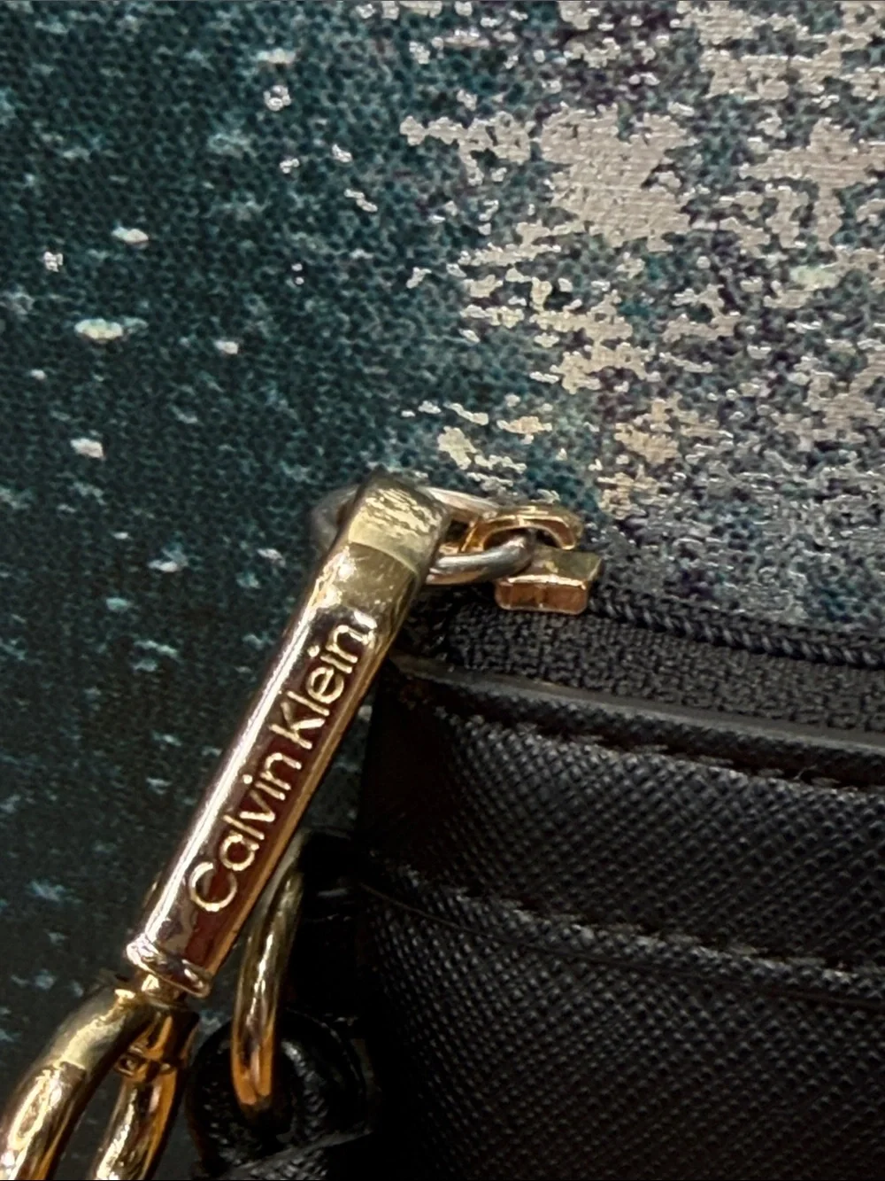 Calvin Klein 2010’s Minimalist Black Faux Leather Wristlet‎ (EUC)